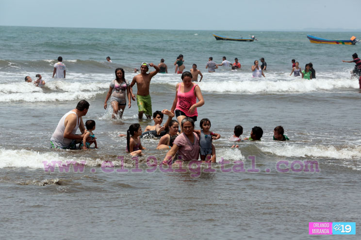 Nicas disfrutan de paz y tranquilidad en playas del pa&iacute;s